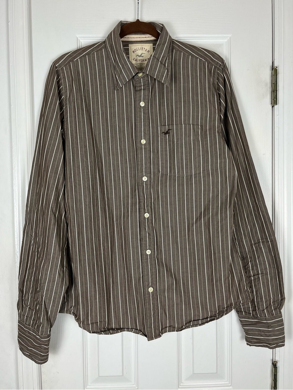 Y2K Hollister Men’s Brown White Striped Button Up Shirt Vintage 2000’s Cotton
